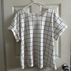 Teeshirt style dress top
